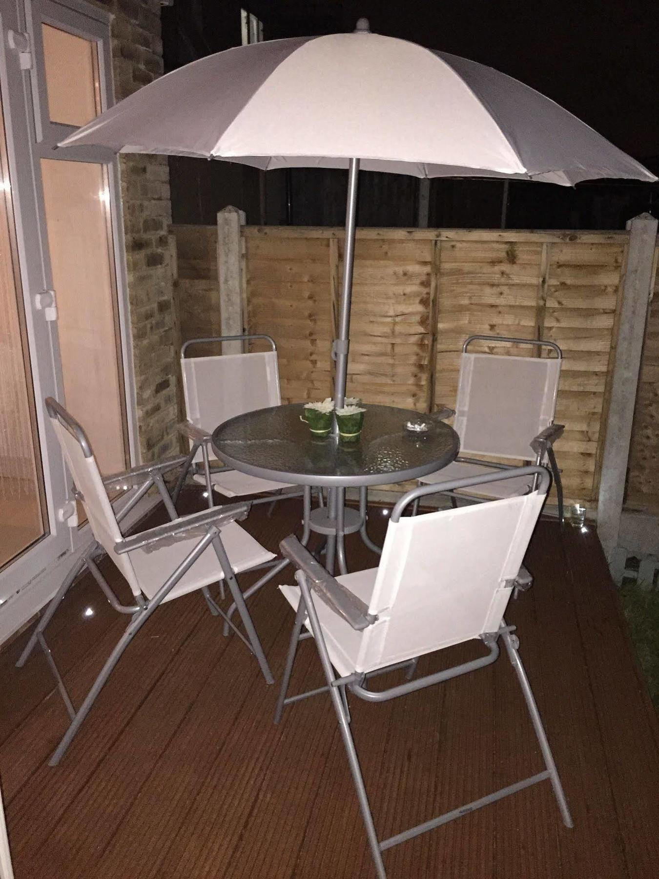 Paradise Accomodation Guest house London