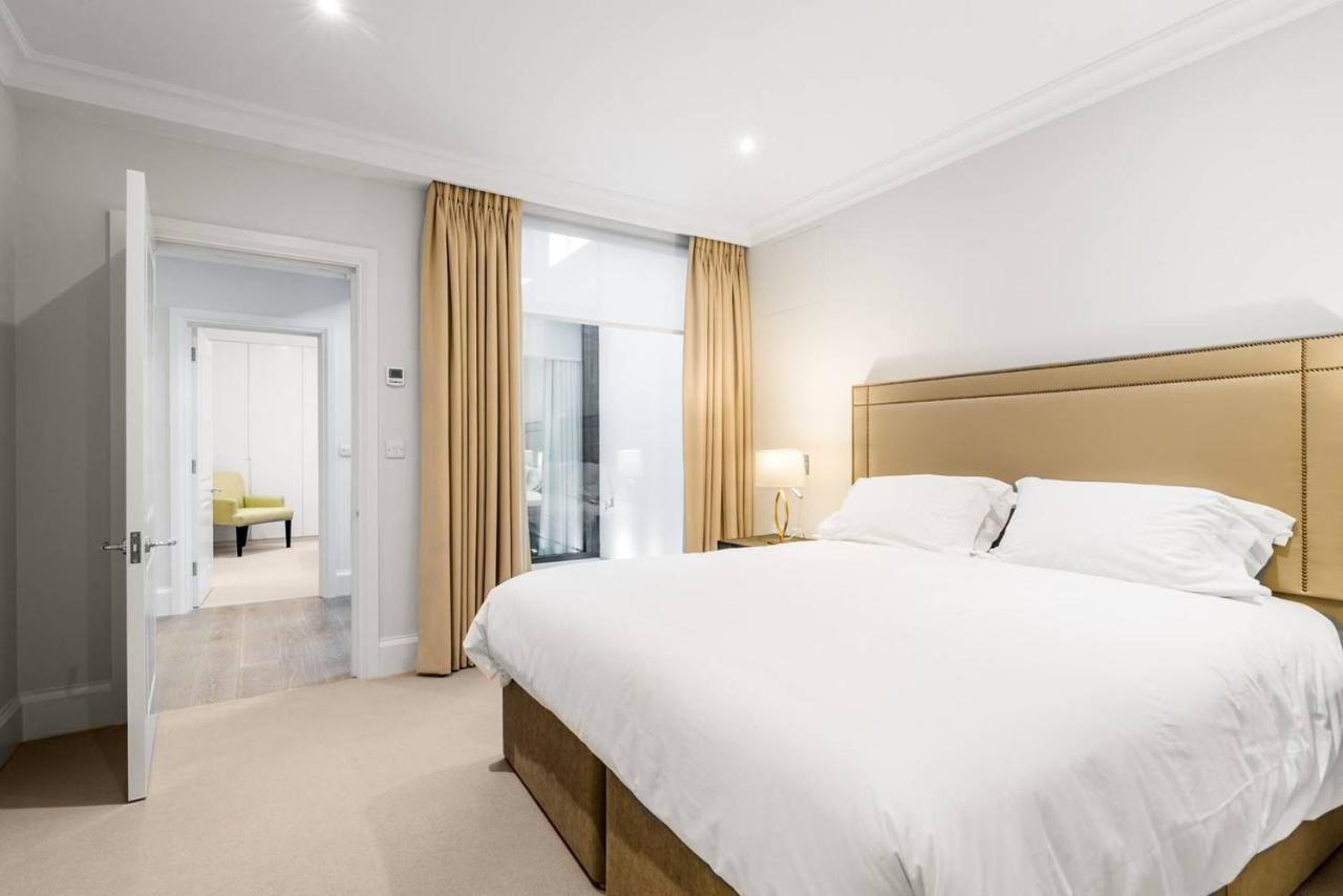 Luxury 3br In Knightsbridge W/sauna, 6 Guests * London