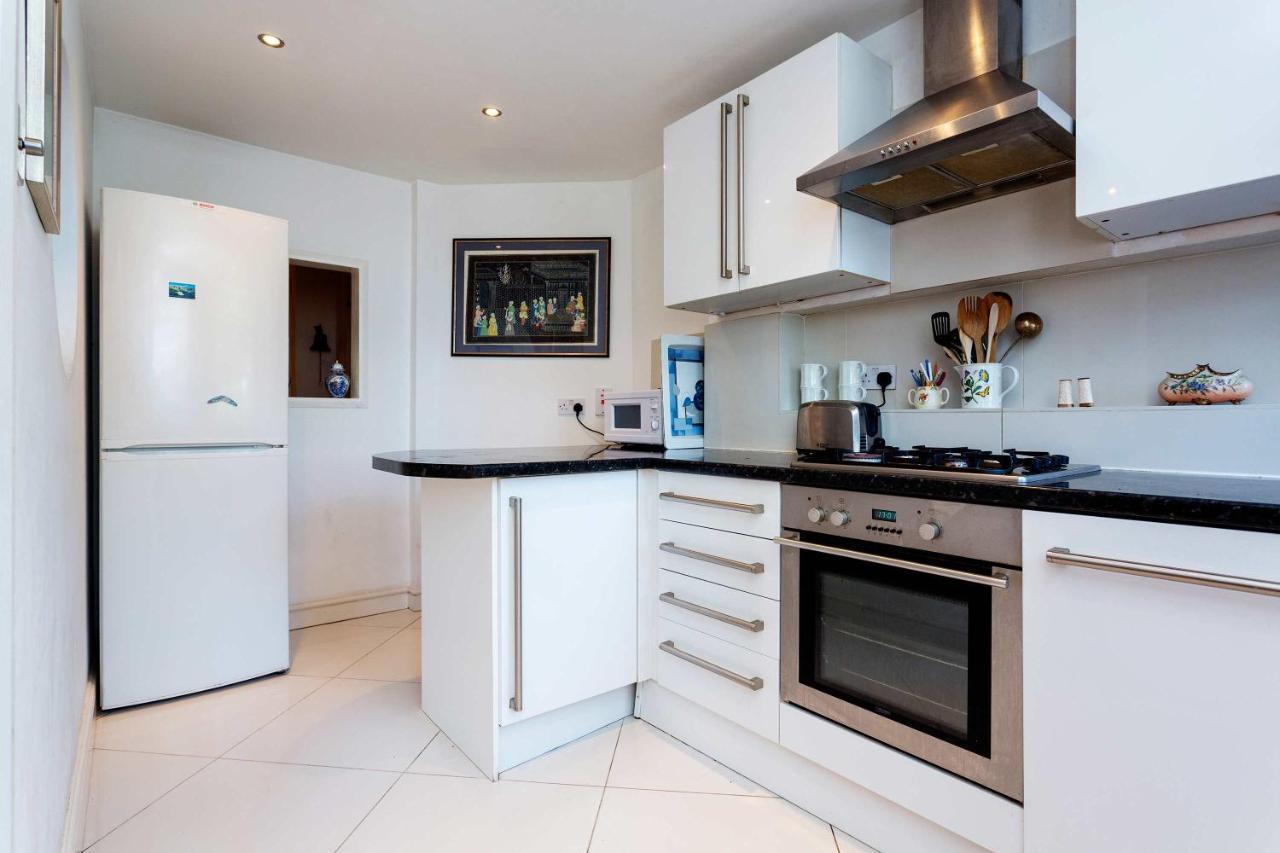 Veeve - Tranquility In Ladbroke Grove Apartment *