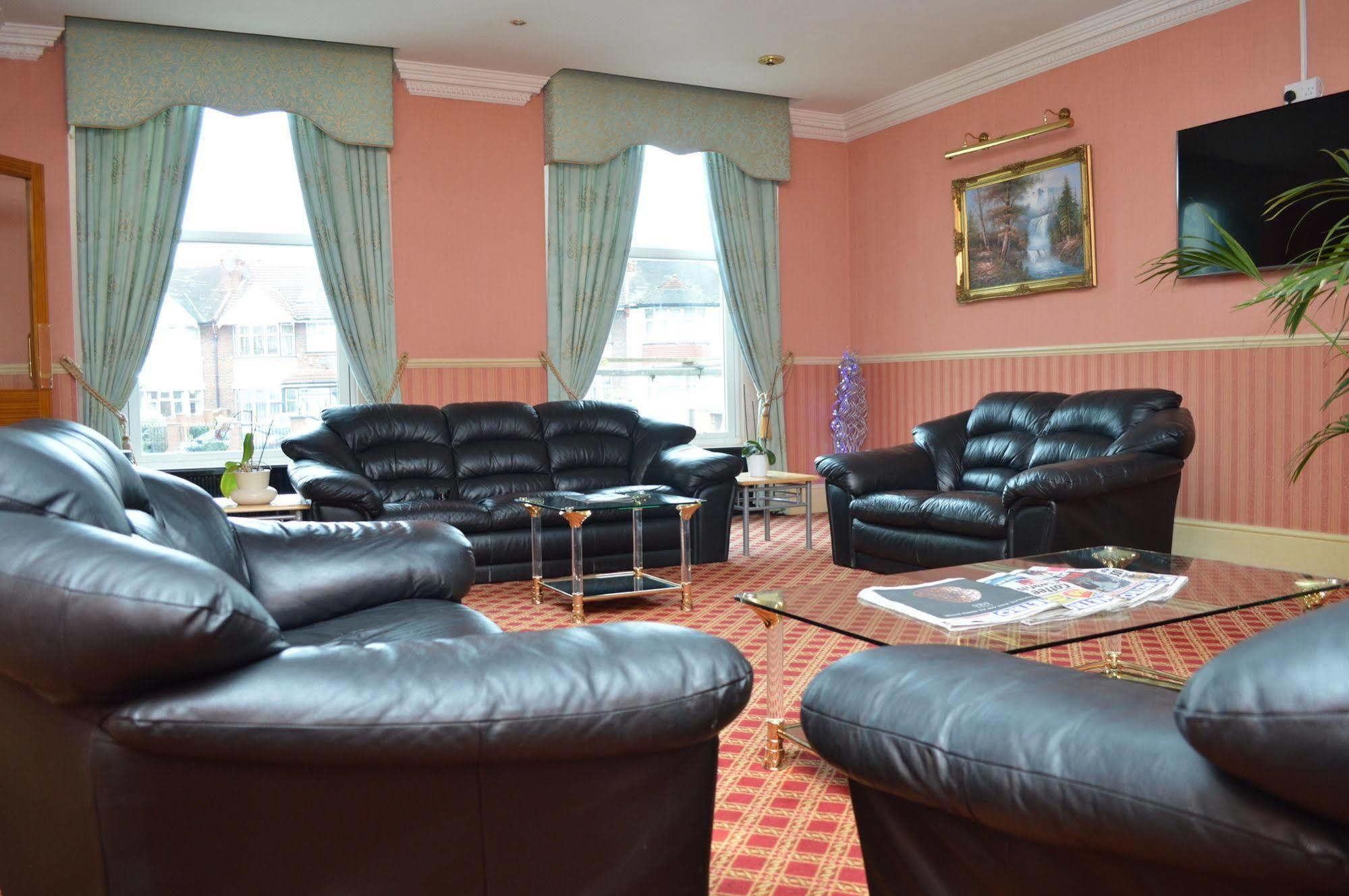 Leigham Court 2* London