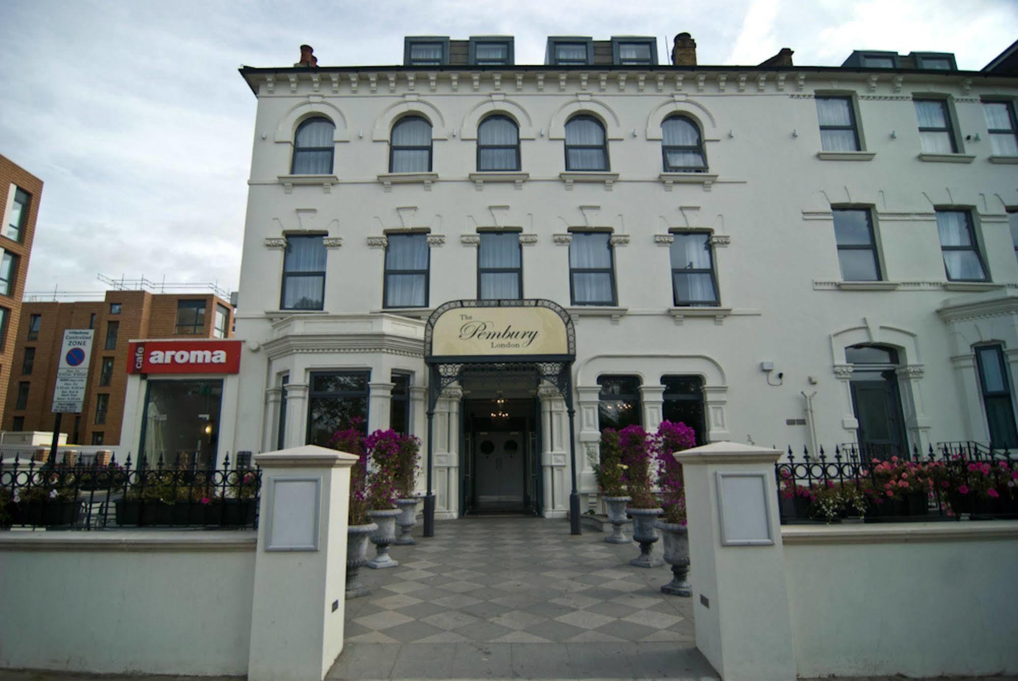 Hotel Pembury At Finsbury Park London