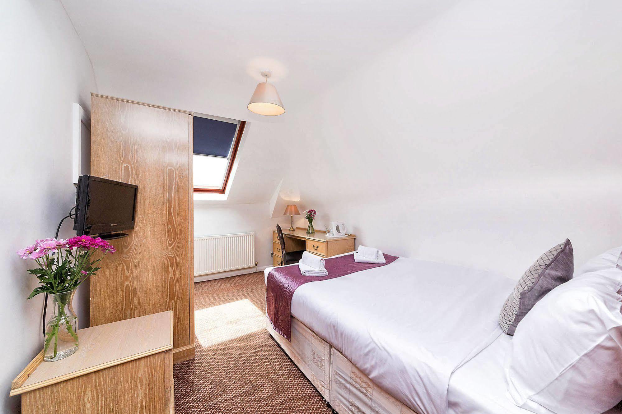 Hotel National 2*