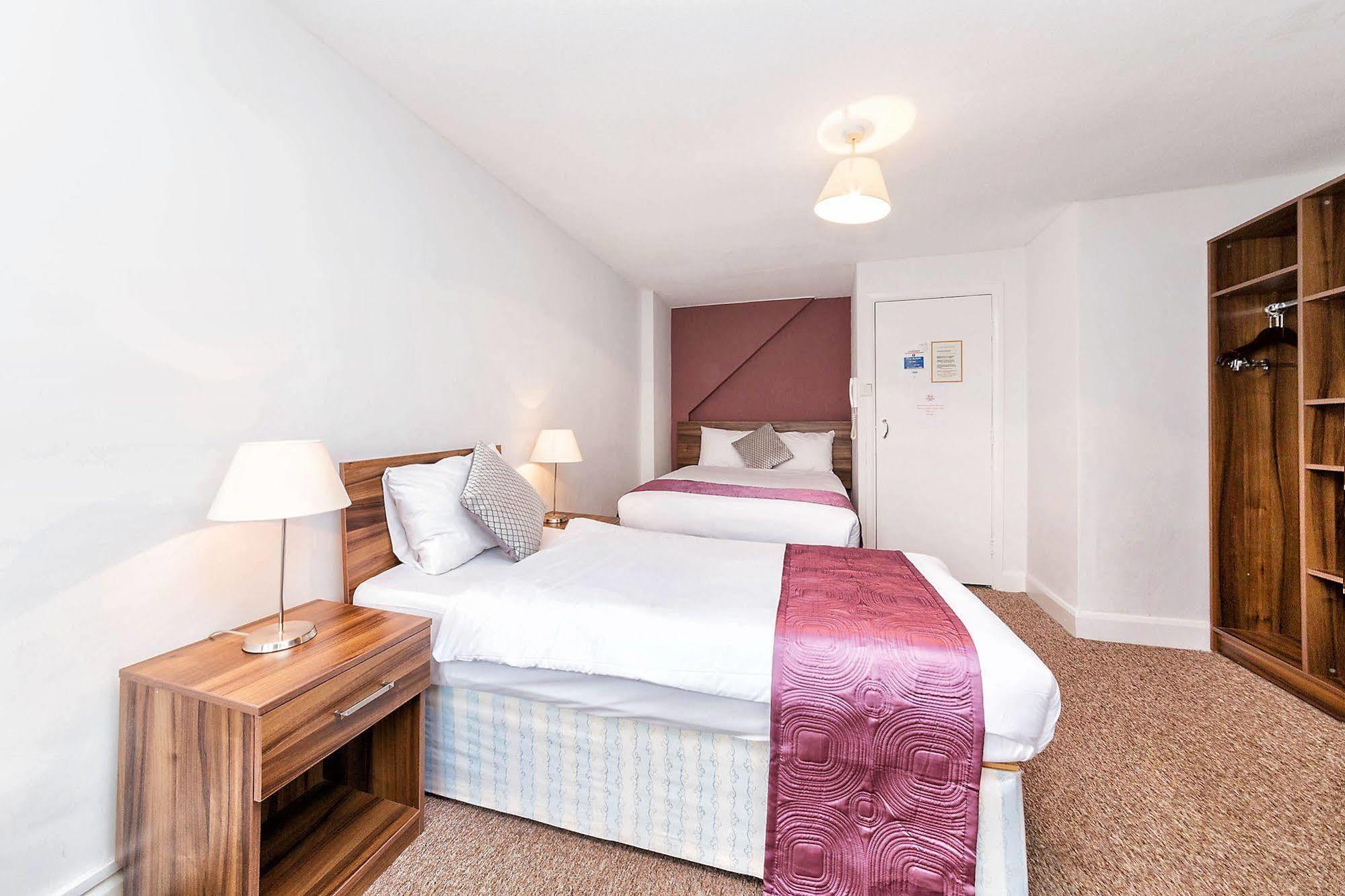 National Hotel London