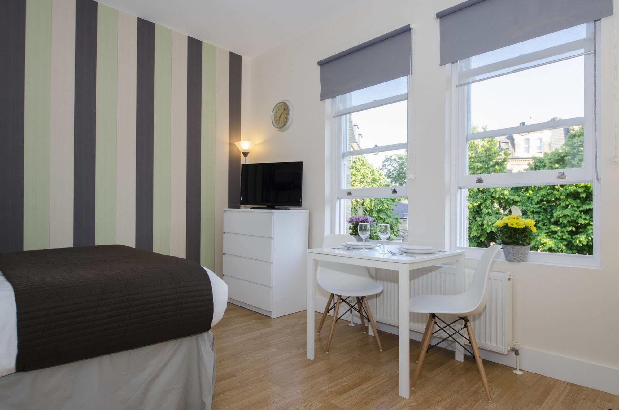 W14 Hotel Londres