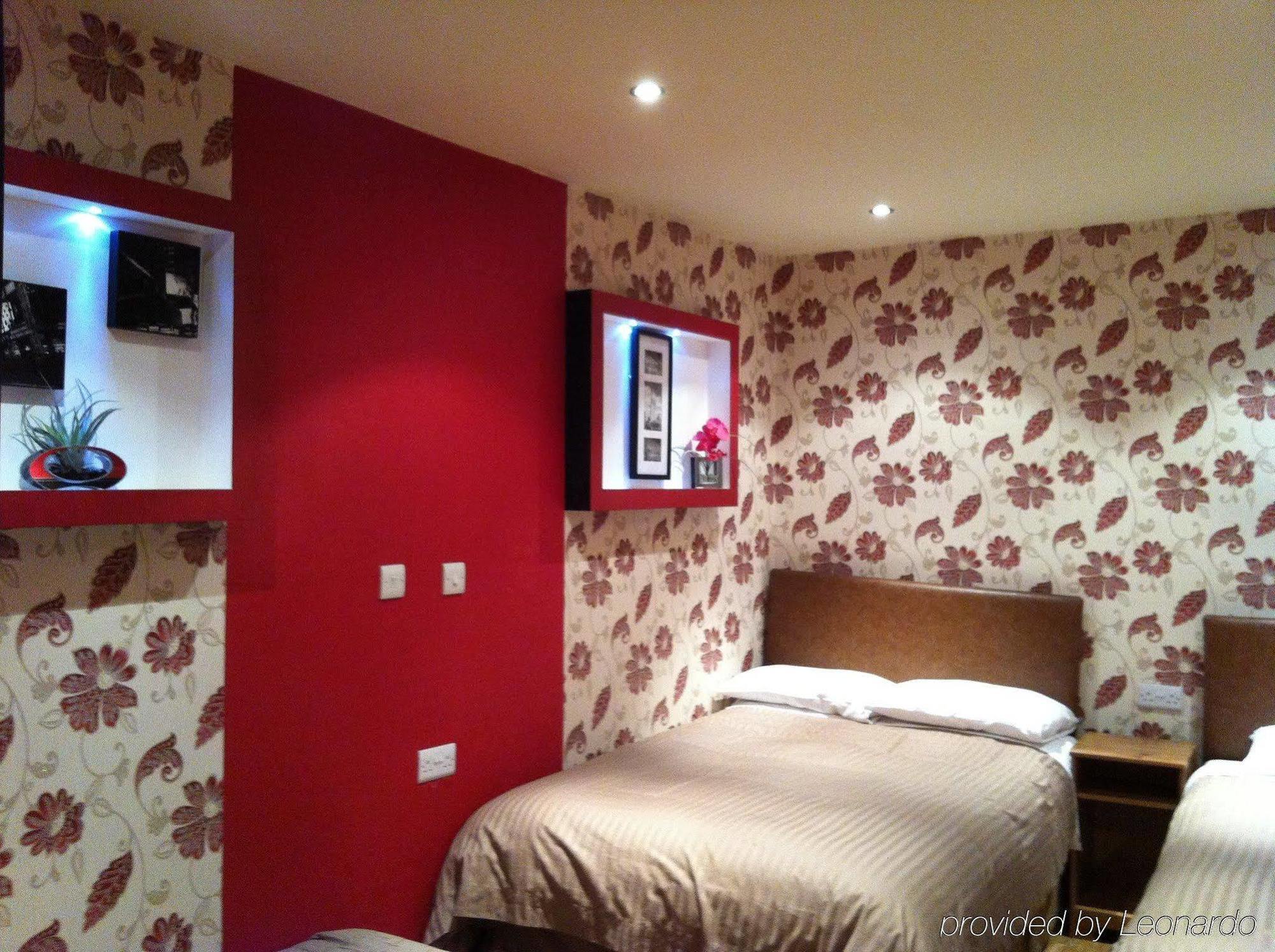Linden House Hotel 3*