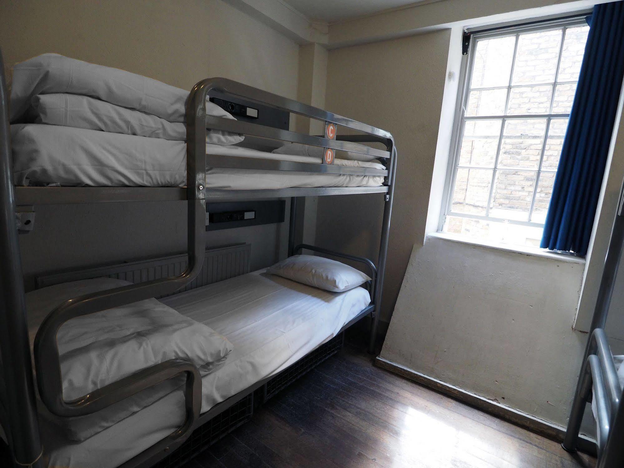 Hostel St Christopher's Bridge - The *