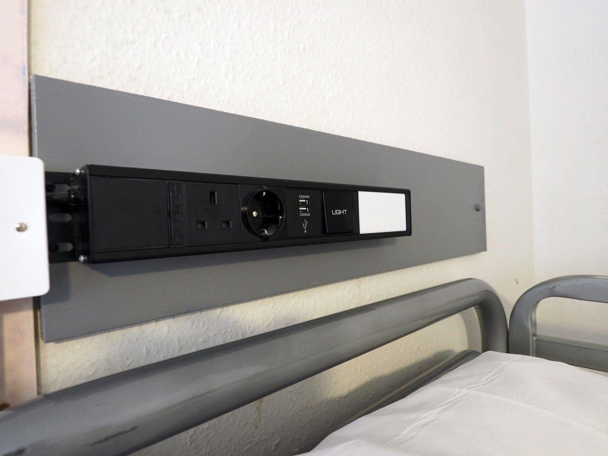 St Christopher's Bridge - The Hostel