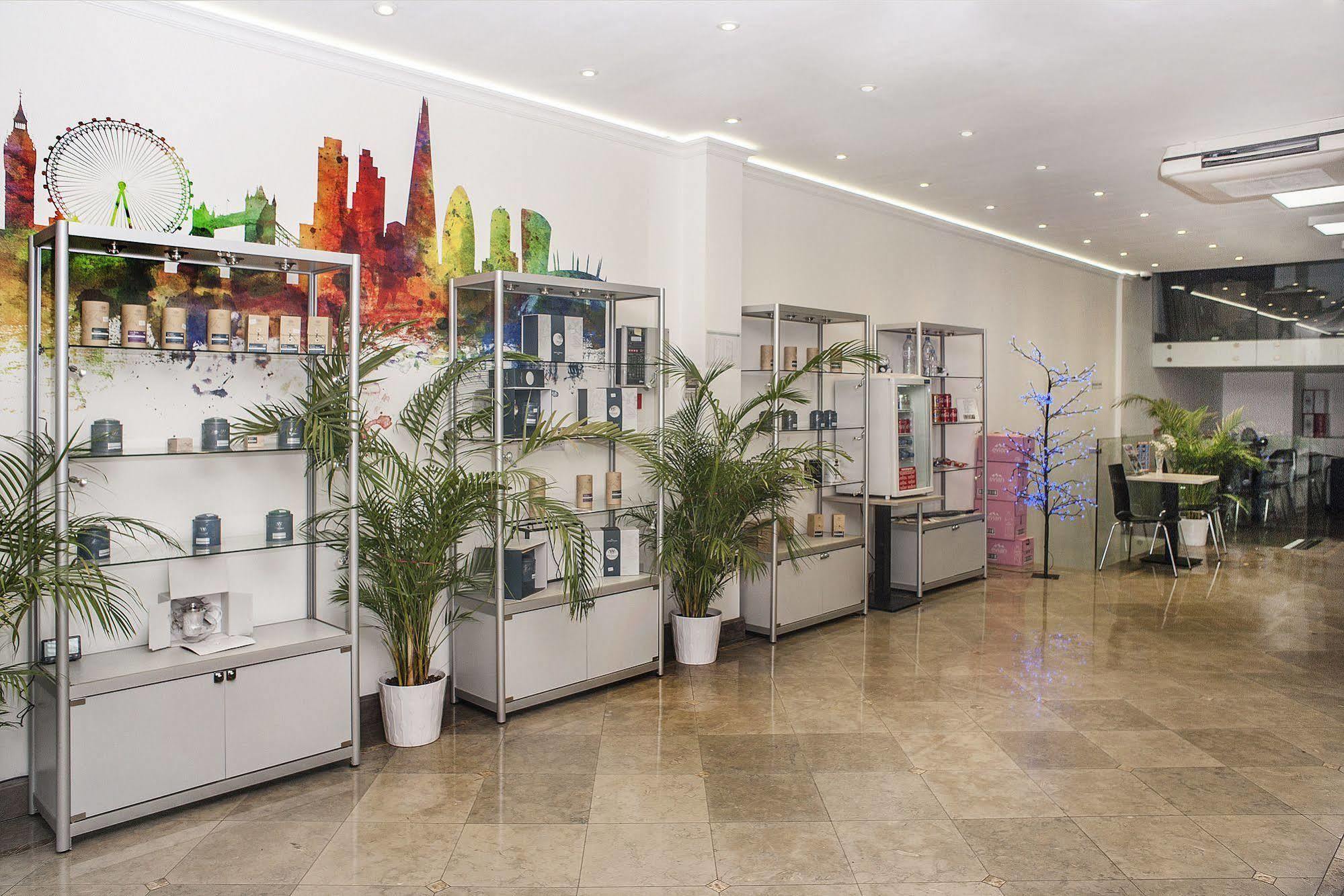Nox Hyde Park Apartahotel