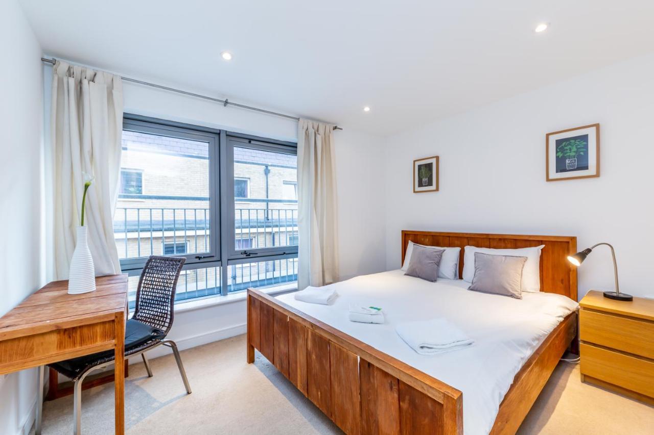 Apartment 2 Bed Executive Next To Liverpool Street Free Wifi By Aparts London