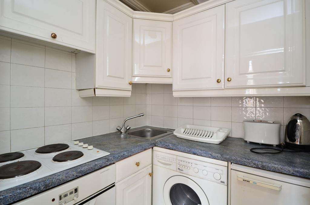 Kensingtoncourt Aparthotel London