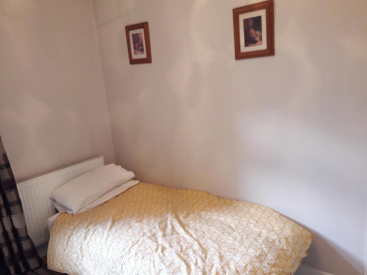 Ferienhaus 2 Bedroom House -ealing *