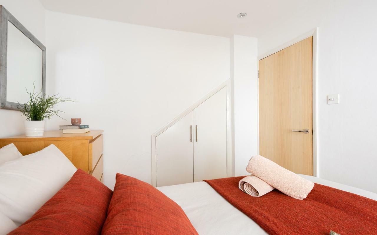 Classic Two-bedroom Pimlico London