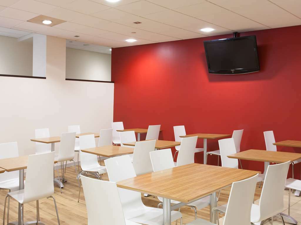 Travelodge Covent Garden 2* London