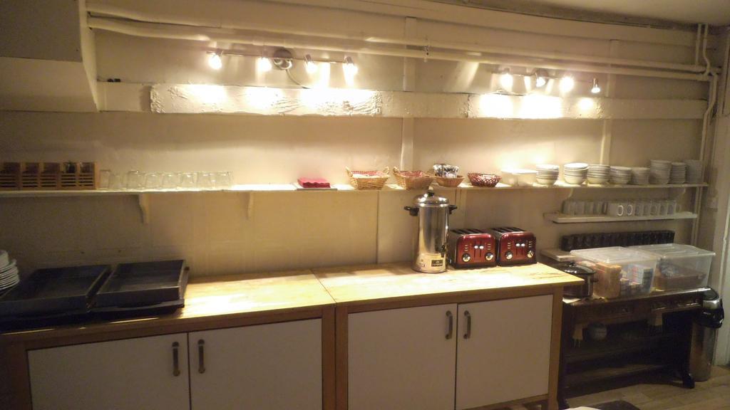 Arran House 3*