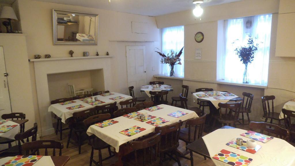 Arran House 3* London