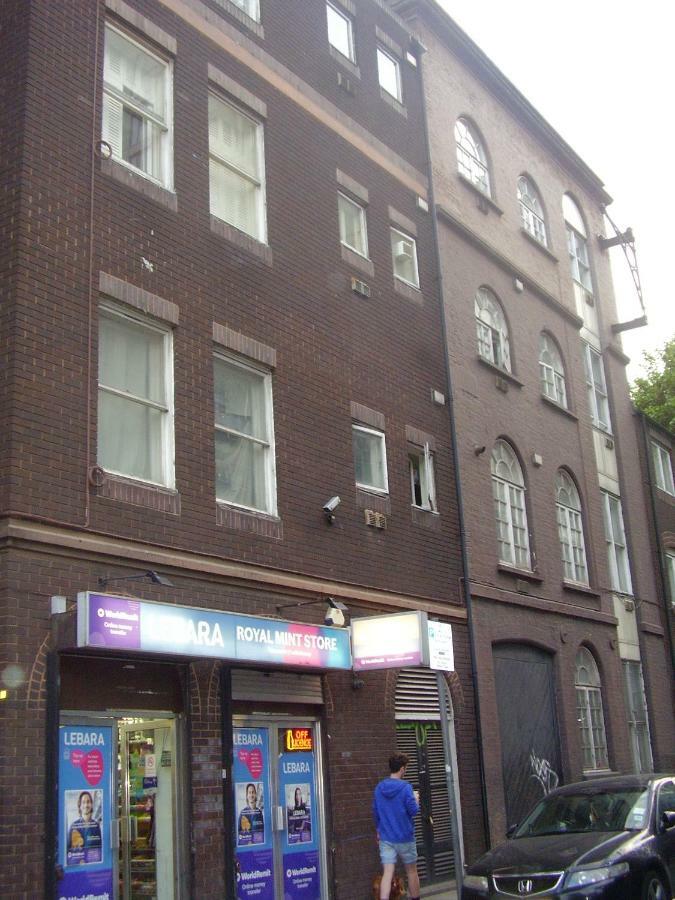 Tower Hill Royal Mint *