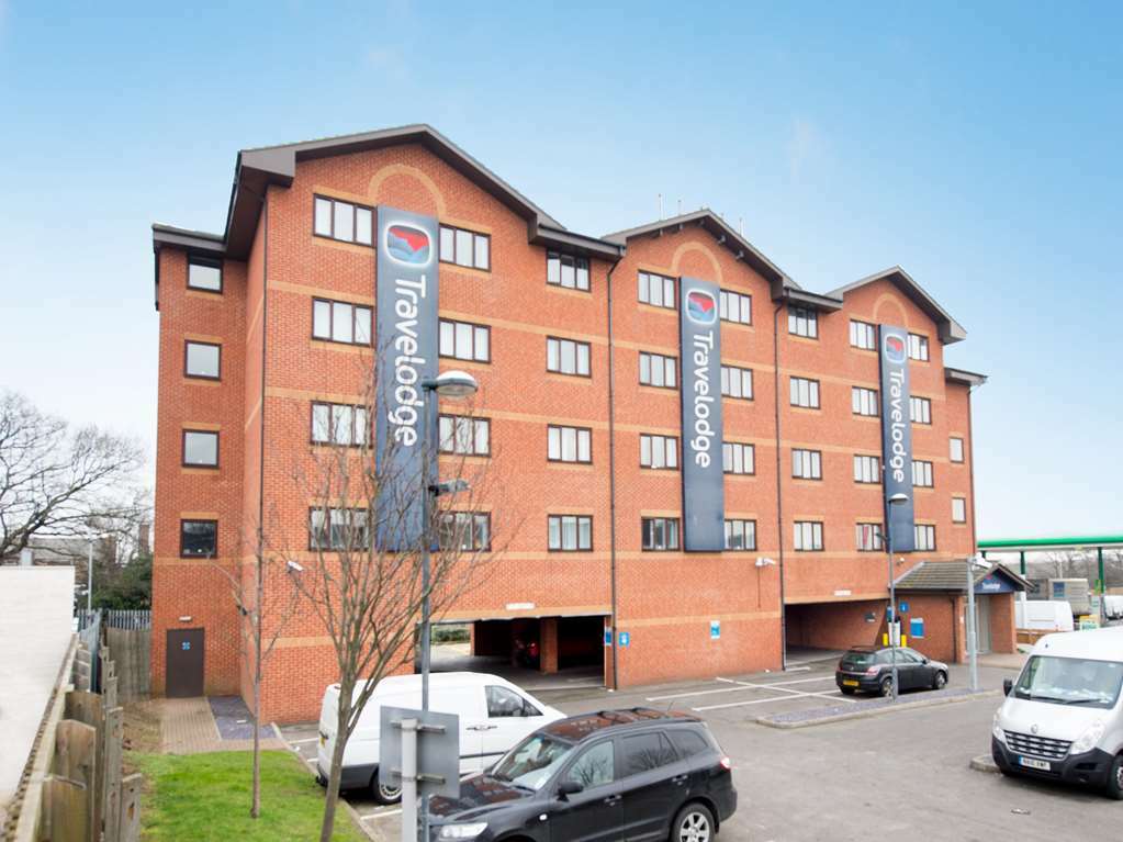 Travelodge Park Royal 2* London