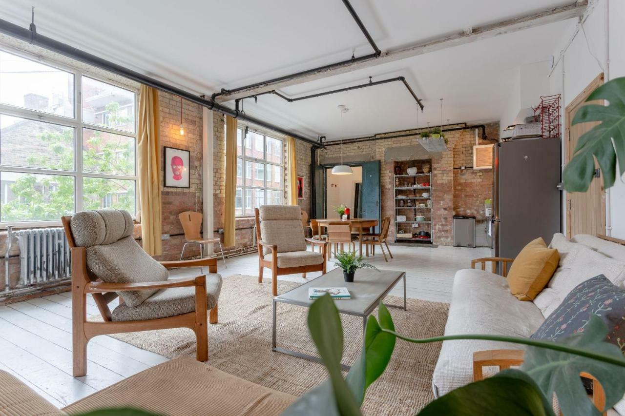 Apartment Industrial Open Plan Studio In Hackney London
