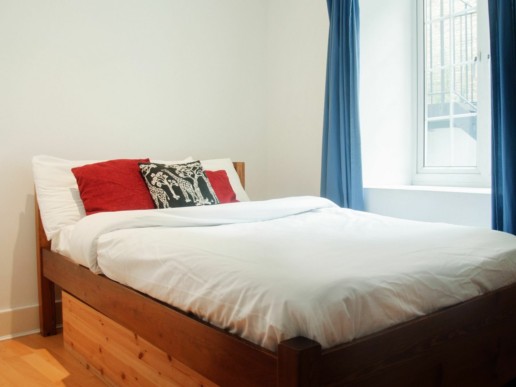 Apartment Great 2 Bed London
