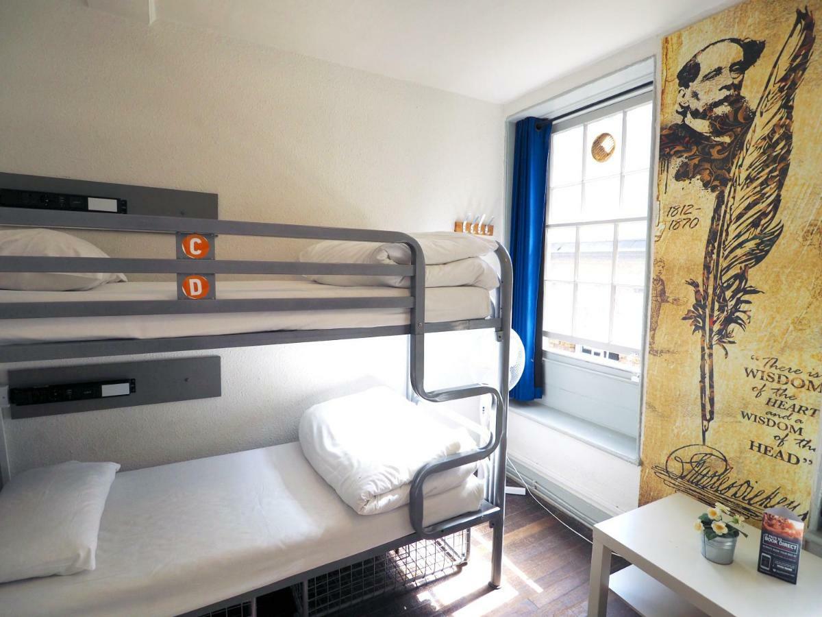 St Christopher's Bridge - The Hostel London