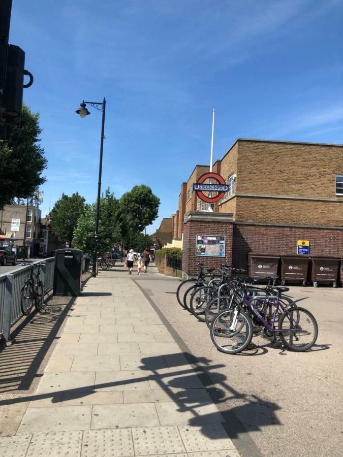 Western Northfields Ealing Hotel London