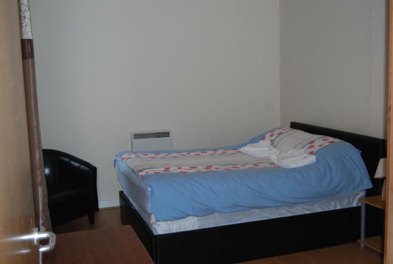 Ebbett Court Appartement