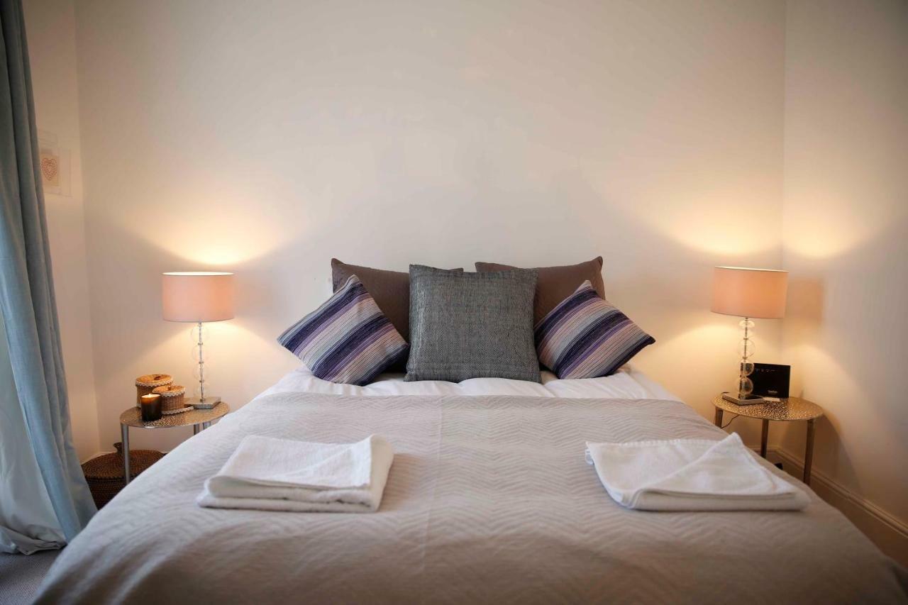 Beautiful One Bedroom Walking Distance To Paddington And Hyde Park Apartamento