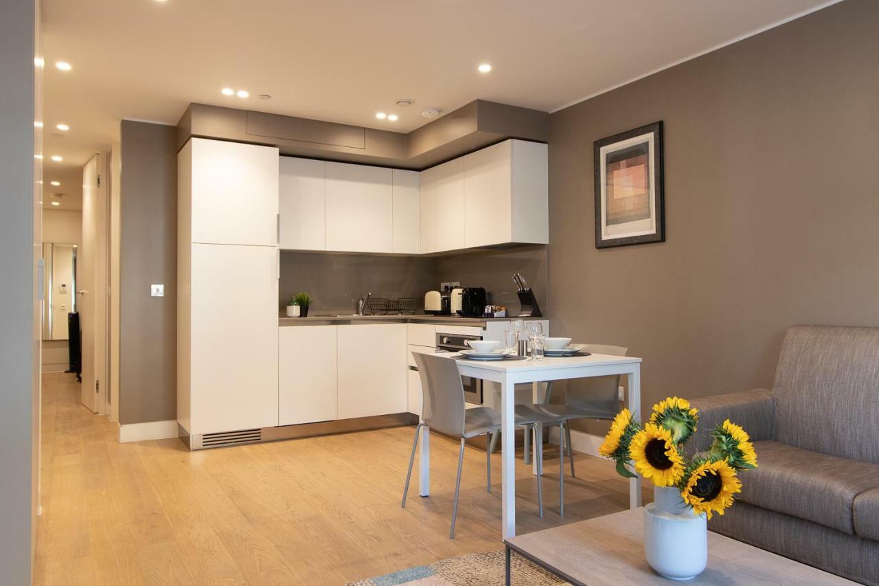 Mirabilis - Bayham Street Apartment *
