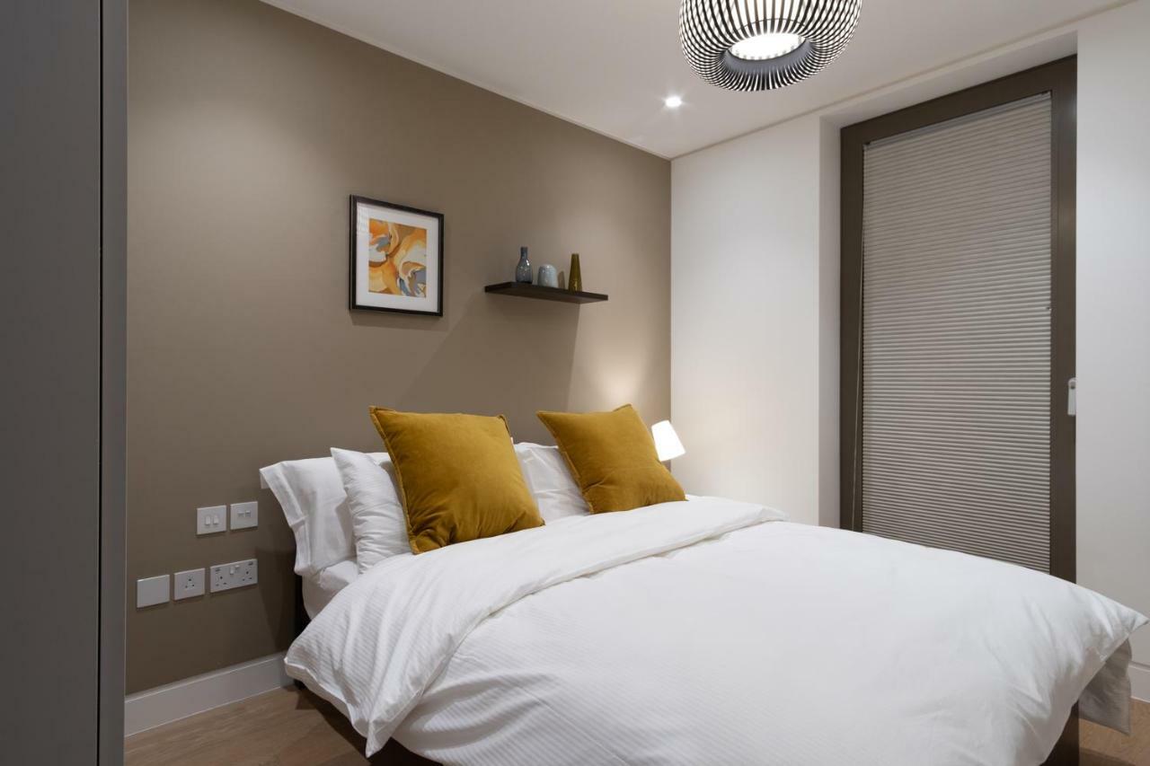 Mirabilis - Bayham Street Apartment *