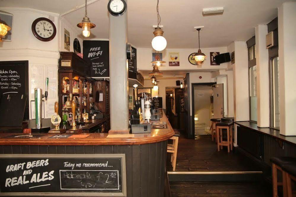 St Christopher's Bridge - The Hostel