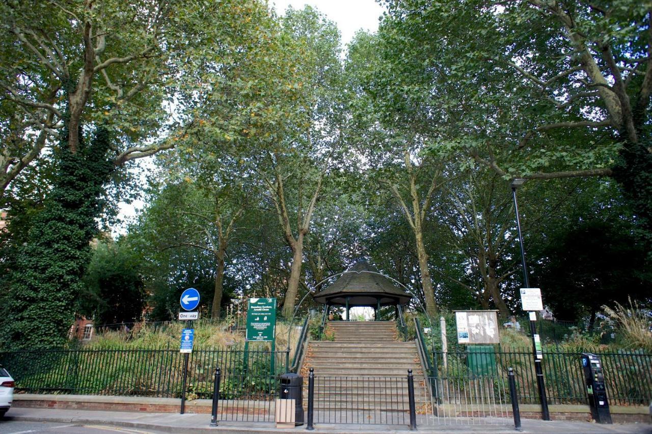 Shoreditch Place