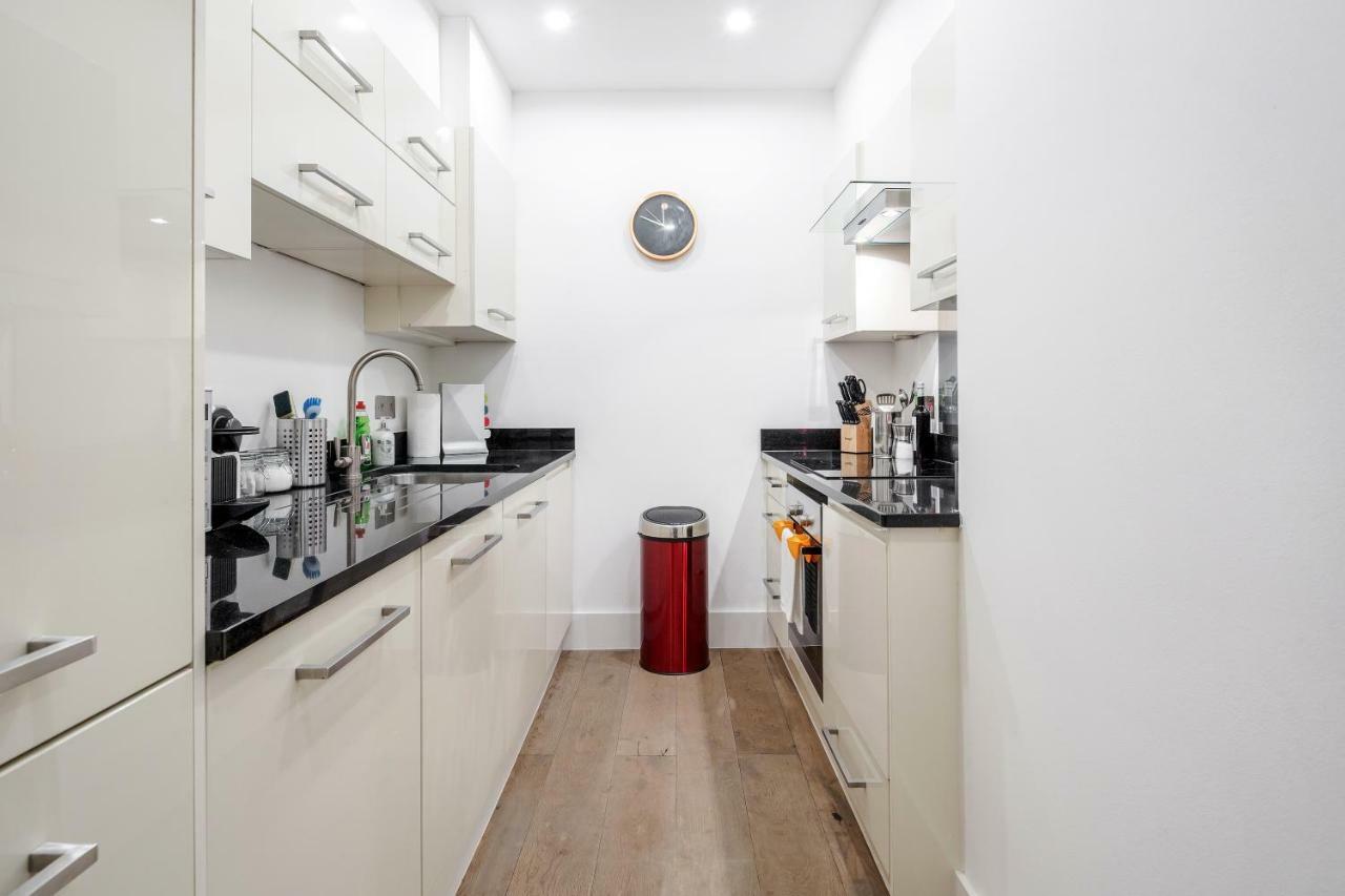 Mayfair Mews * Londen