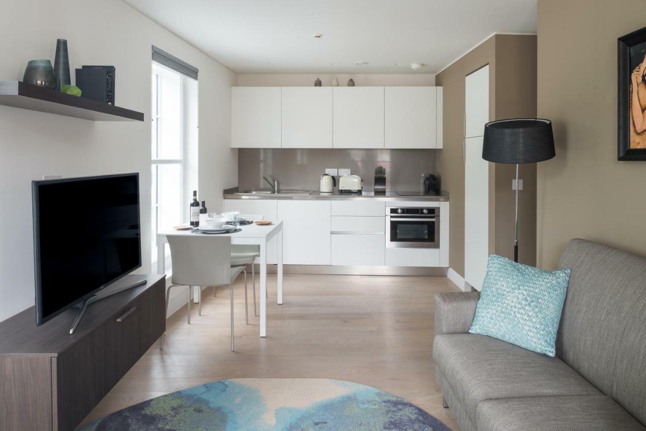 Mirabilis - Bayham Street Apartment