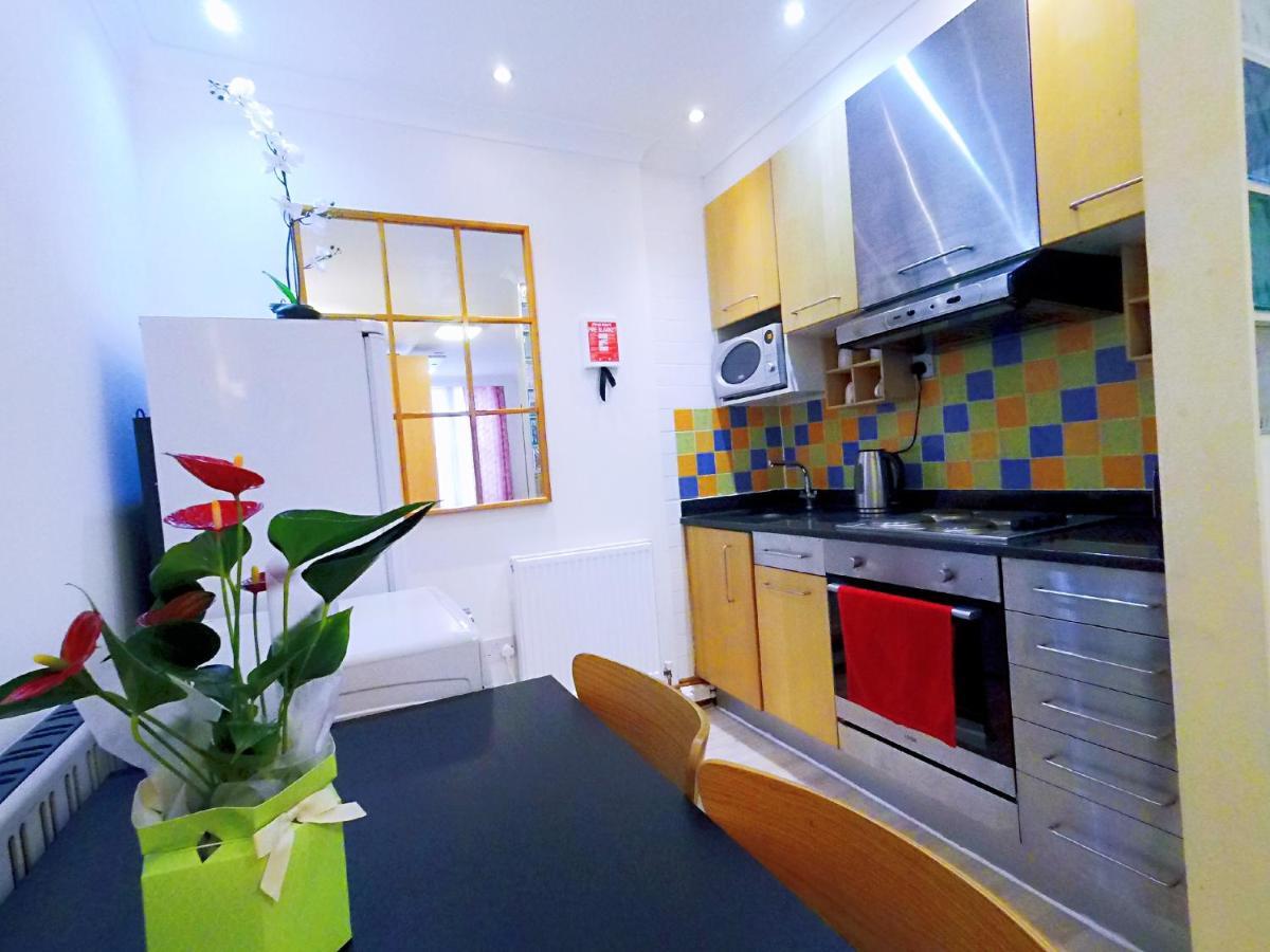 Flat 1 At 6 Taunton Mews Apartment London