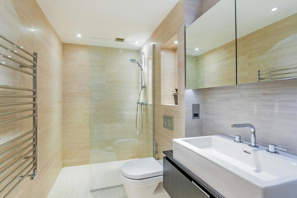 Radnor House Apartment London