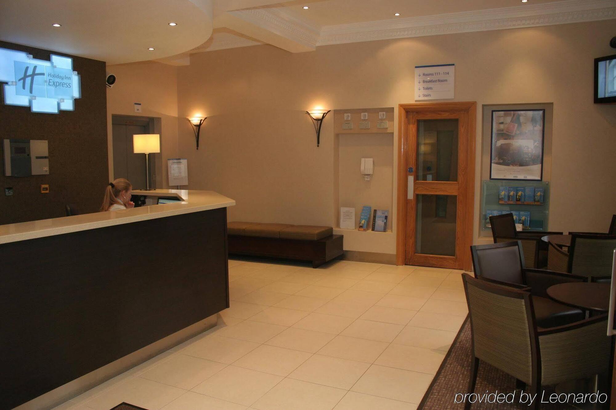 Hotel Express Victoria By Ihg Londres
