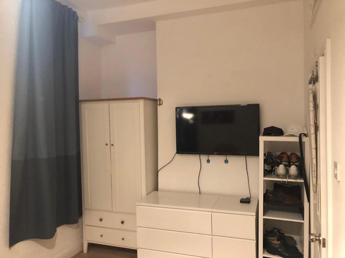 Flat Finchley Rd Nw11 Apartment *