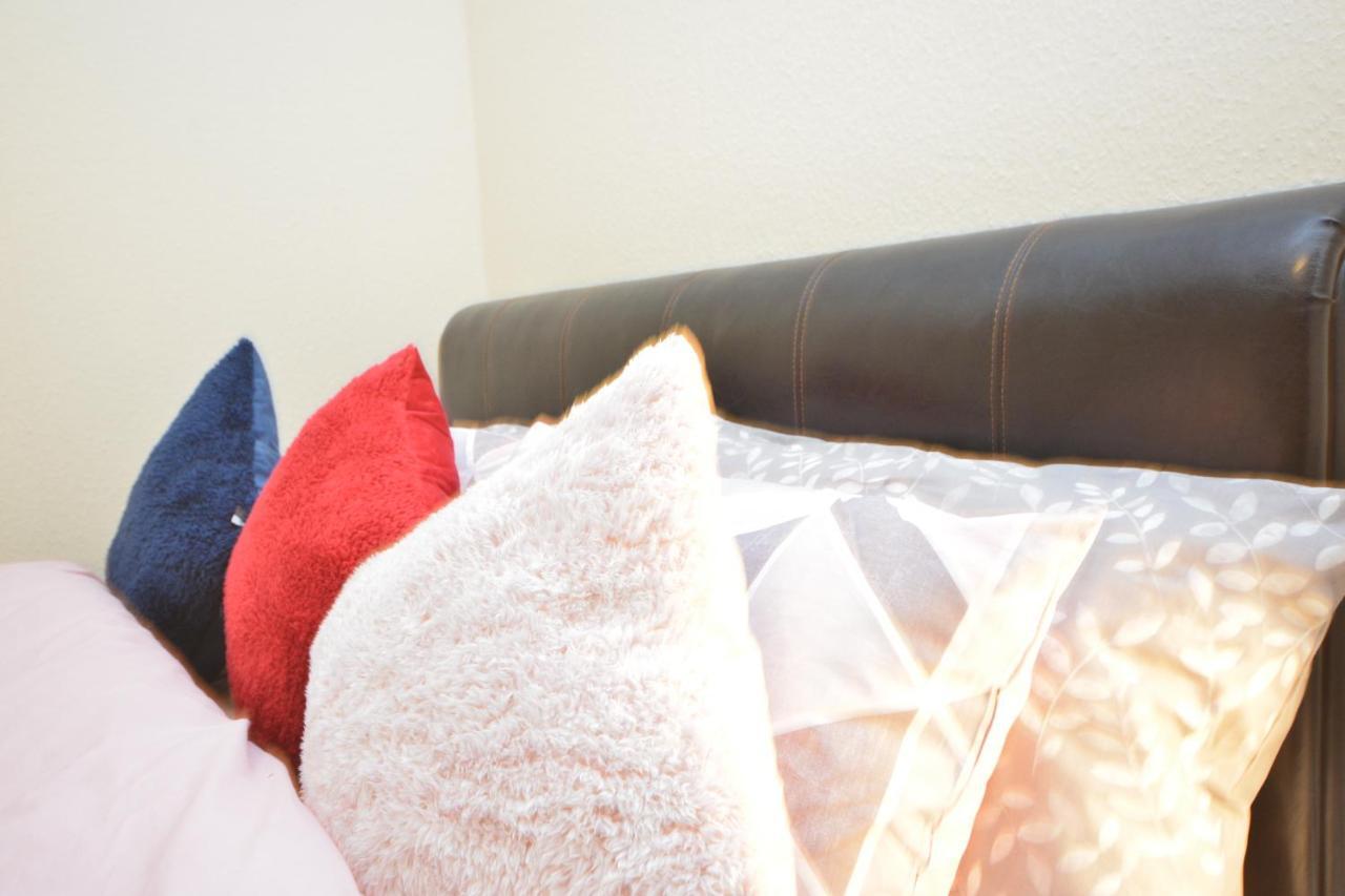 Apartment Beautiful Two Bedroom Near O2 Arena