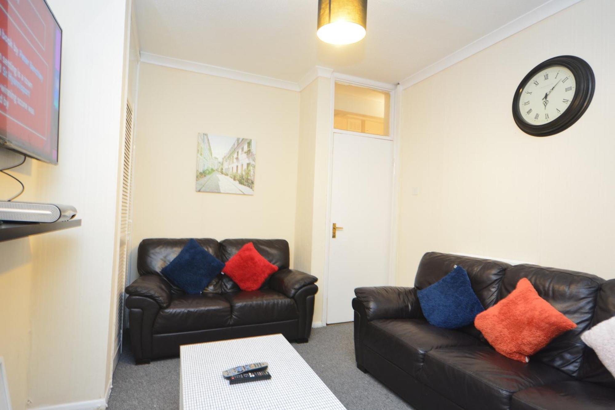 Apartment Beautiful Two Bedroom Near O2 Arena *