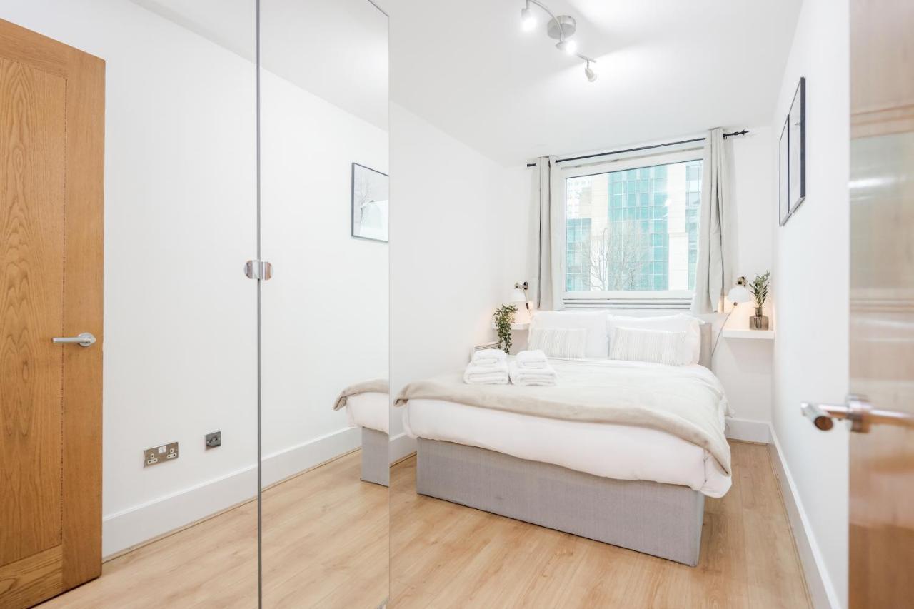 Welcomestay Vauxhall St Georges Wharf 2 Bedroom London