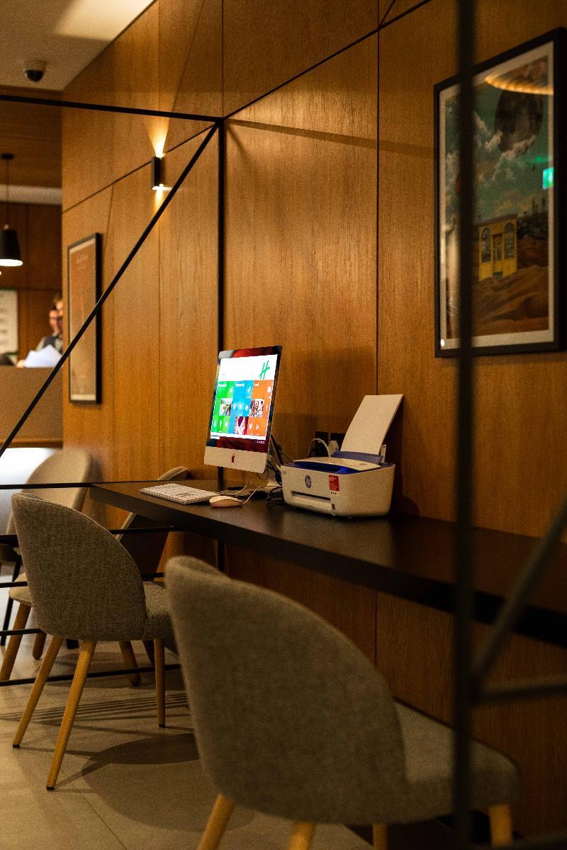 - Whitechapel By Ihg Hotel