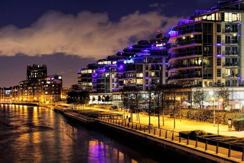 Battersea Reach Luxury Riverside Apartamento Londres