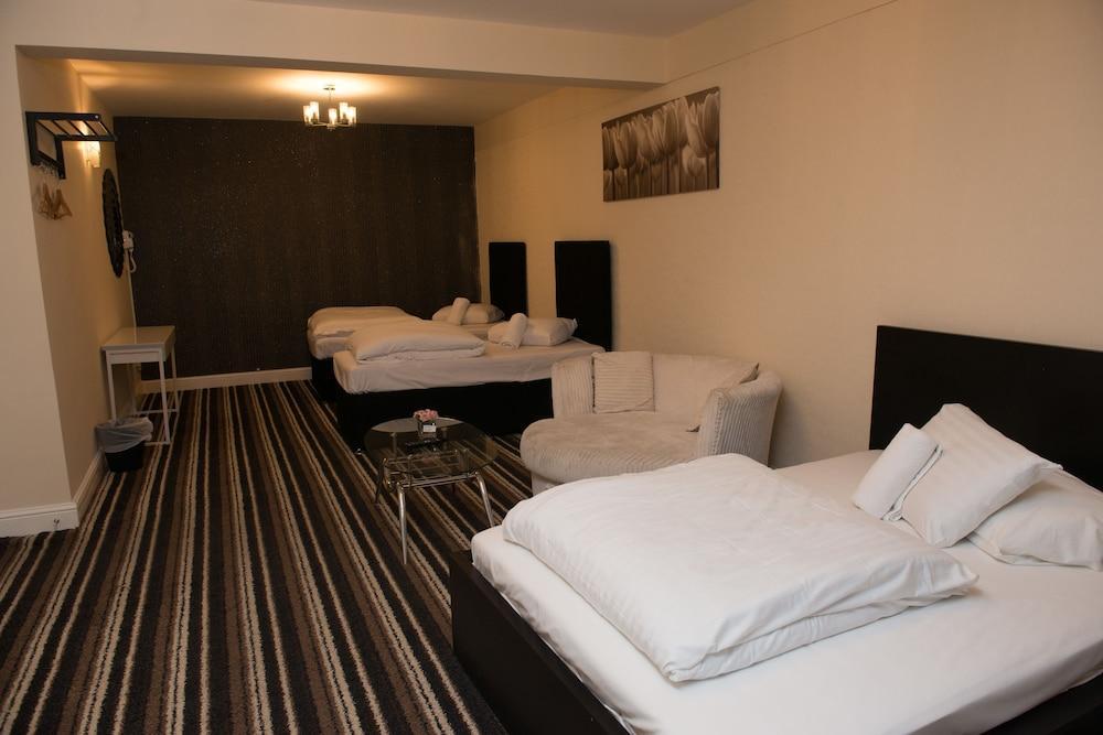 The Ne Hotel 3*
