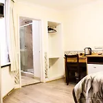 Ventures Hotel