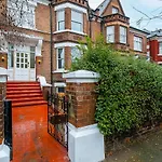 En Suite Rooms, TUFNELL PARK - SK