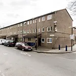 Lovely 2 Bedroom Apartment Near South Bank
