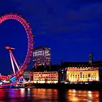 Lovely 2 Bedroom Apartment Near South Bank