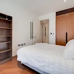 London Battersea Duplex Apartment