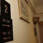 Holland Court Hotel
