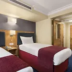 Days Inn Hyde Park